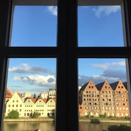 Hello Amazing River View 4 Bedrooms & Balcony Apartment *