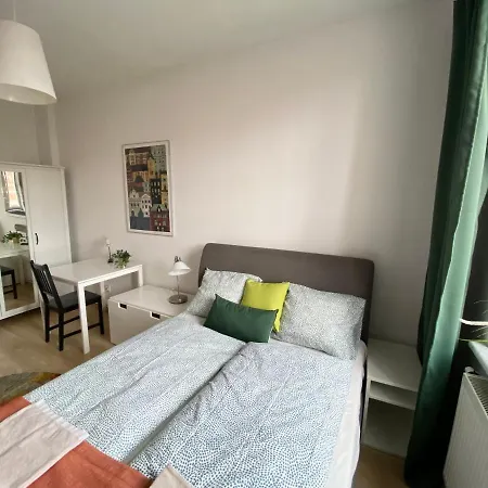 Hello Amazing River View 4 Bedrooms & Balcony