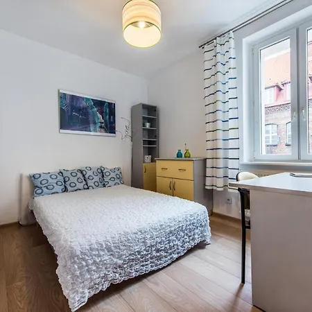 Hello Amazing River View 4 Bedrooms & Balcony *